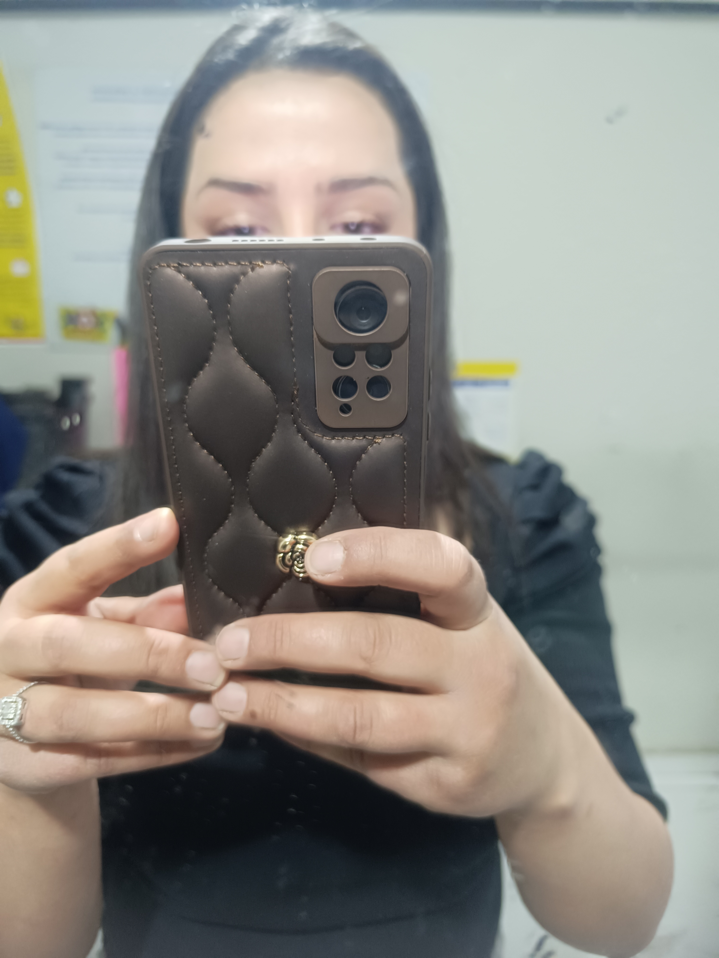 Apple - iPhone 14 Pro Zebana Camellia Deri Kılıf - Siyah